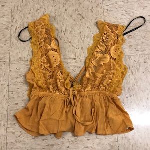 Forever 21 crop top- size s